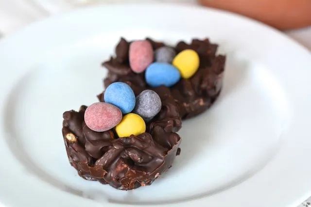 Easter Pretzel Nests