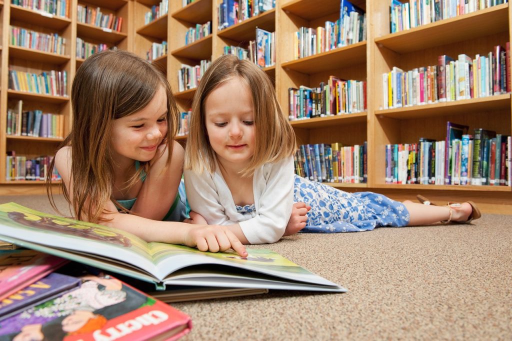 Kindergarten girls