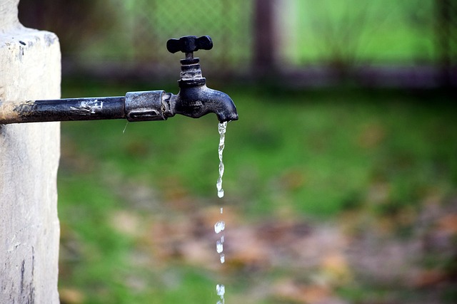 Tap with leaking water